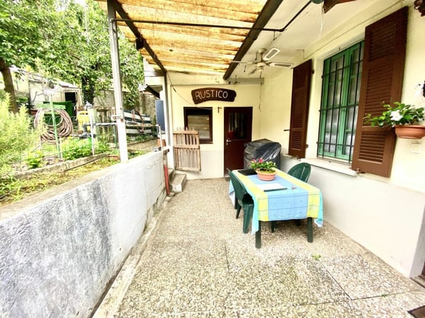 Casa di tre appartamenti per investimento a reddito 13