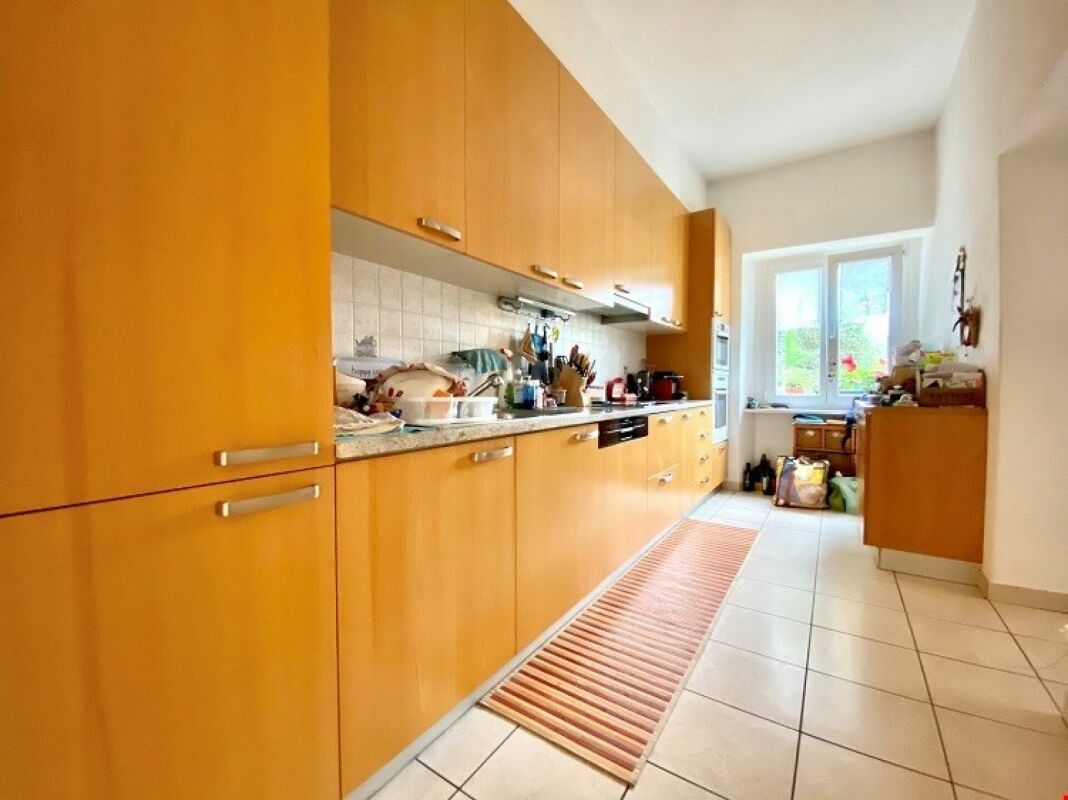 Rinnovata casa indipendente in zona verdeggiante e tranquilla
