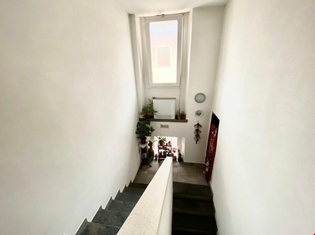 Rinnovata casa indipendente in zona verdeggiante e tranquilla