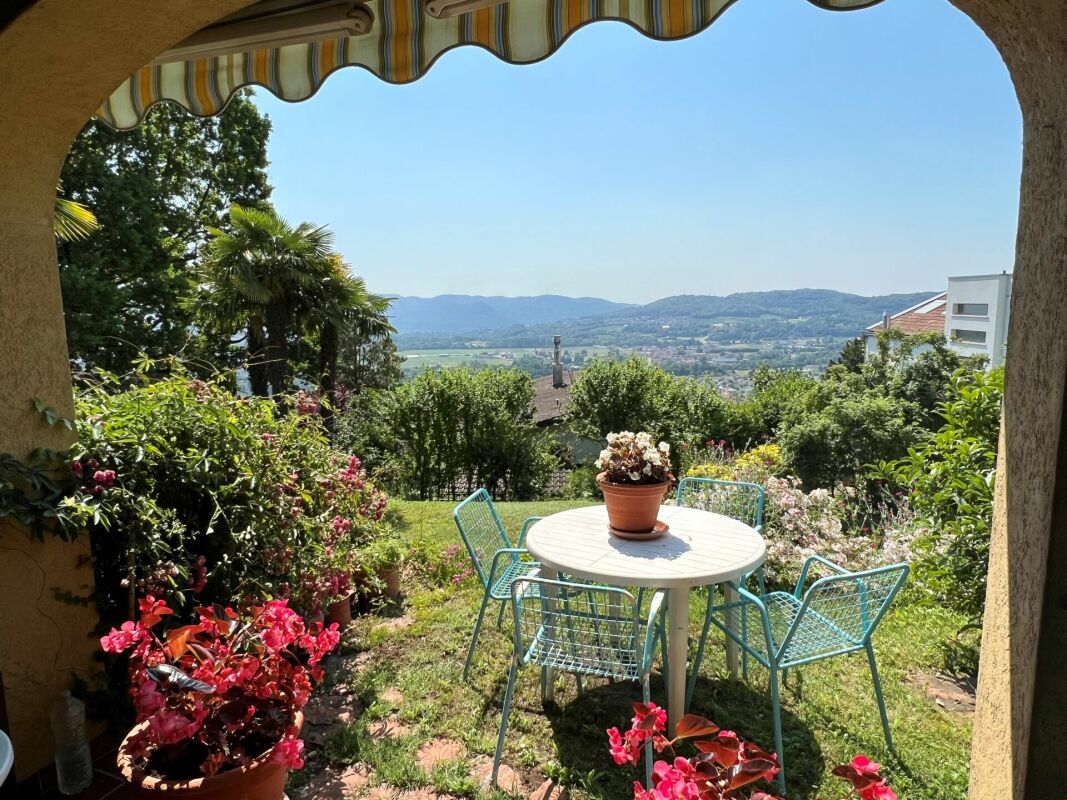 Splendida e caratteristica casa immersa nel verde