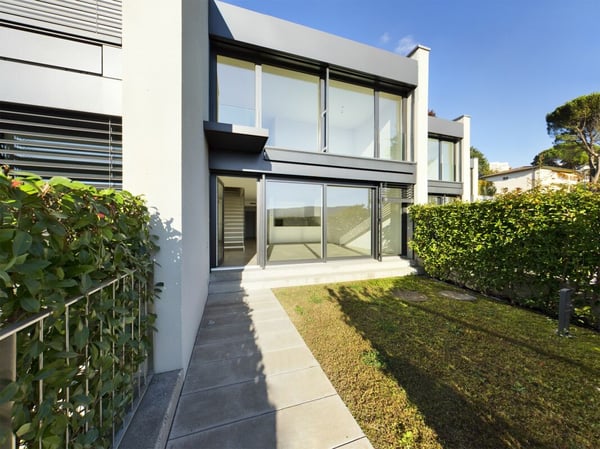Casa a schiera con giardino, Residenza Le Fontanelle 10