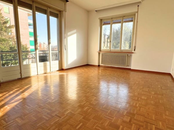 Affittasi appartamento 3.5 locali con balcone e ampio giardino a Balerna