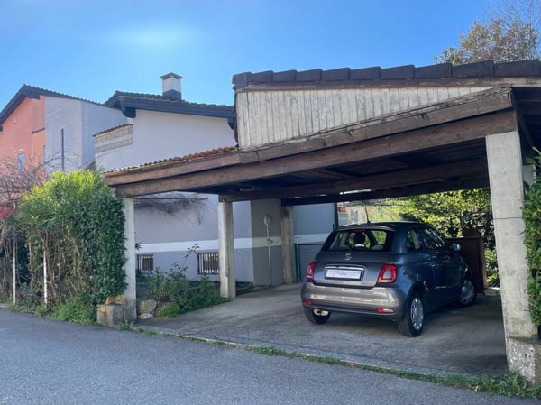 Interessante casa unifamiliare con appartamento indipendente e giardino 9