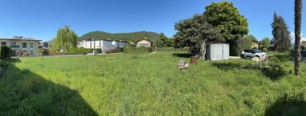 Terreno edificabile di 1180 mq, pianeggiante, soleggiato e servito 6