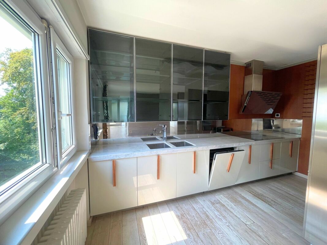 Casa unifamiliare ristrutturata con giardino e vista panoramica