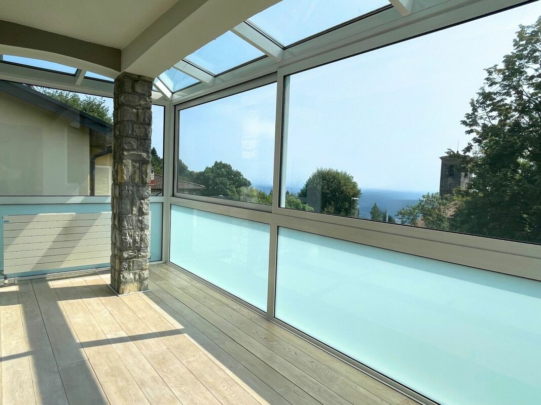 Casa unifamiliare ristrutturata con giardino e vista panoramica