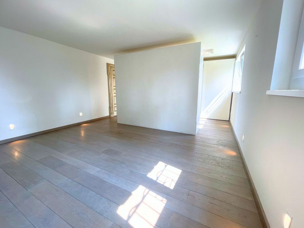Casa unifamiliare ristrutturata con giardino e vista panoramica
