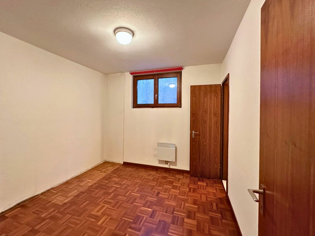 Signorile casa gemella nel verde e con vista aperta