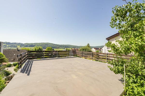 IHR WOHNTRAUM MIT AUSBAU- ODER ERWEITERUNGSPOTENZIAL AN TOP LAGE IN BERINGEN 9