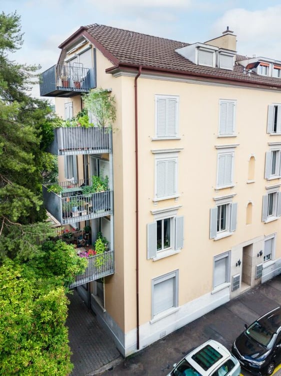 Stadtwohnung im Zürcher Kreis 4 9