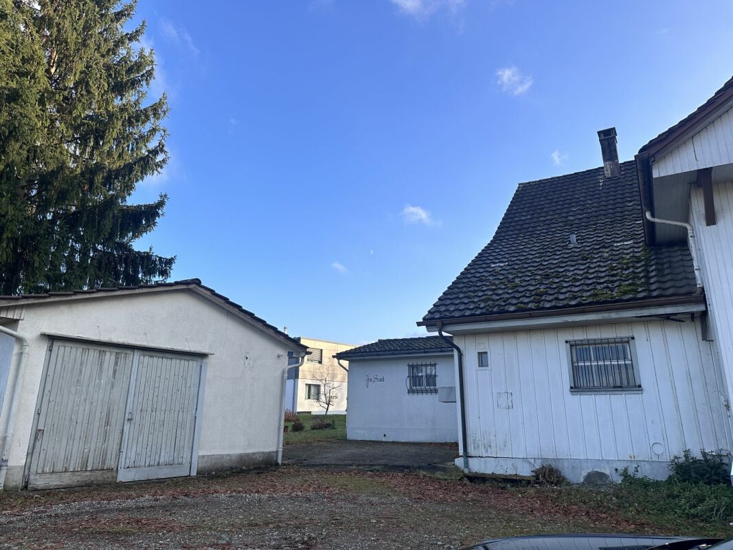 Maison unifamiliale avec potentiel de développement