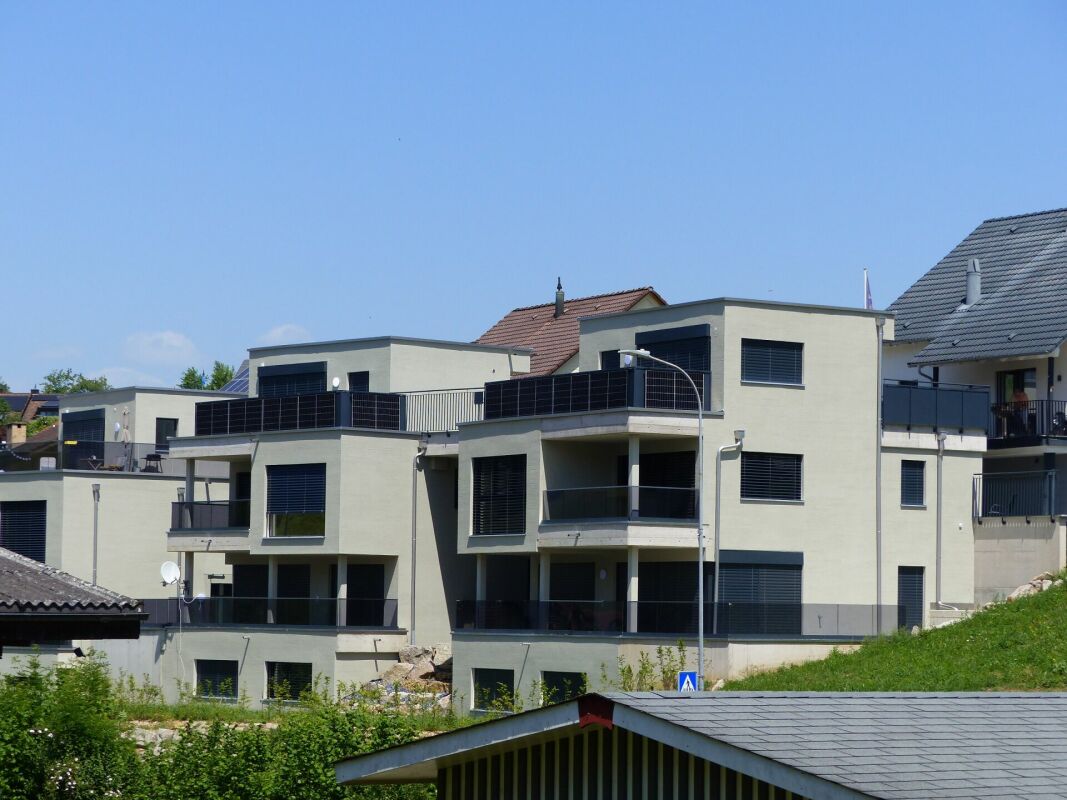 ATTRAKTIVE 4.5 ZIMMER-ATTIKA ZUM MIETEN / NEUBAU