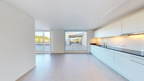 2.5-Zimmer-Penthouse im 6. OG mit grosser Terrasse und Weitsicht 3