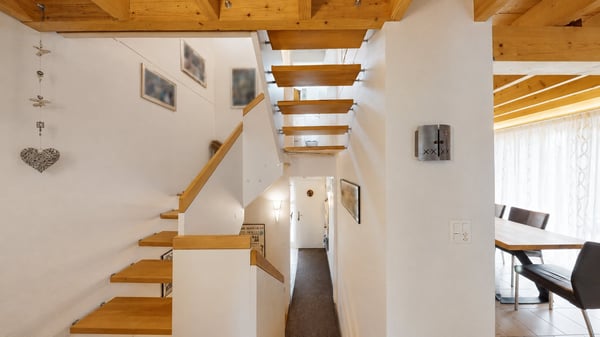 5½-Zimmer-Reiheneckhaus mit Charakter und Garten 12