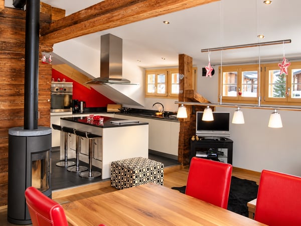 Zermatt pur! Stilvolle 4.5-Zimmer-Ferienwohnung mit Matterhornblick – mitten im Dorf 1