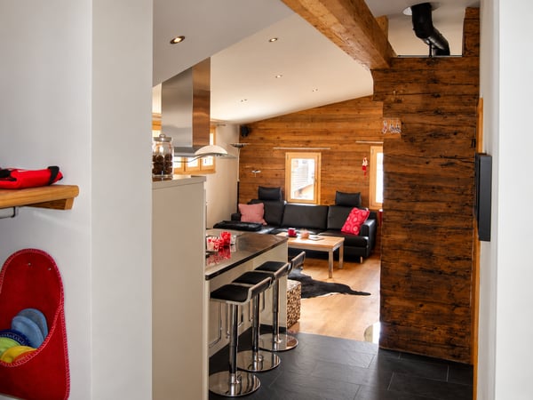 Zermatt pur! Stilvolle 4.5-Zimmer-Ferienwohnung mit Matterhornblick – mitten im Dorf 3
