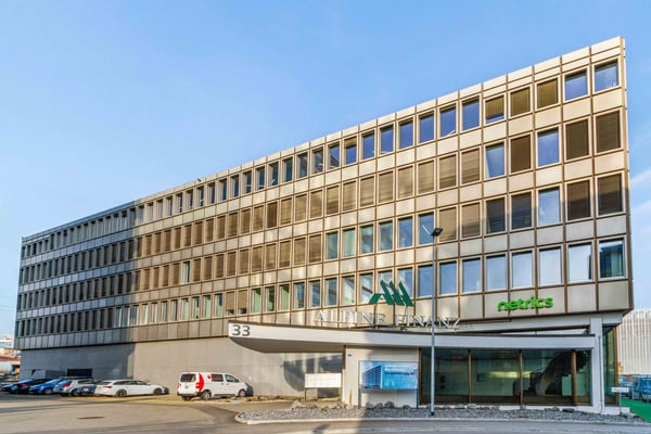 Praktisches Kleinbüro am Bahnhof Glattbrugg 10