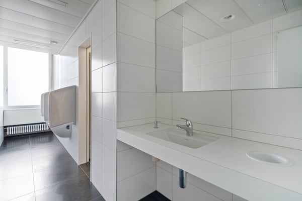 Praktisches Kleinbüro am Bahnhof Glattbrugg 7