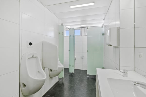 Praktisches Kleinbüro am Bahnhof Glattbrugg 9