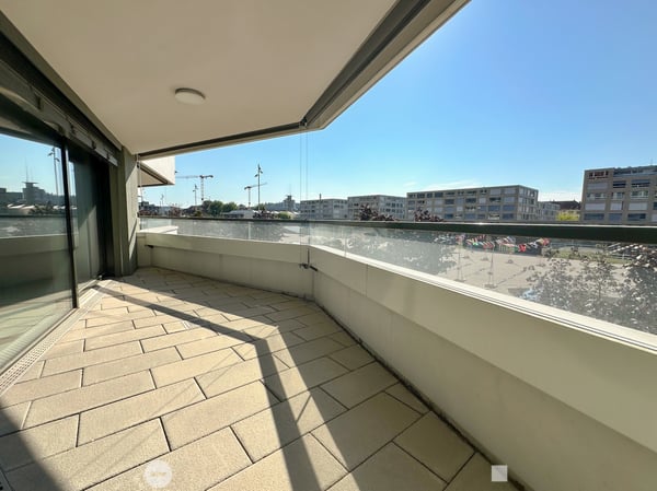 An der Esplanade: Bürofläche mit Balkon und Ausblick 7