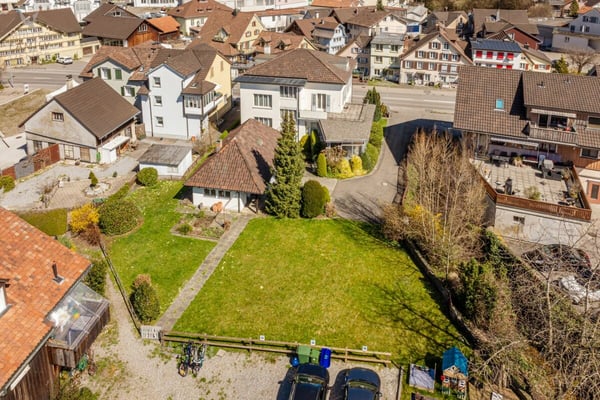 Zeitloser Charme trifft neue Möglichkeiten - Historische Villa im Herzen von Flawil 3