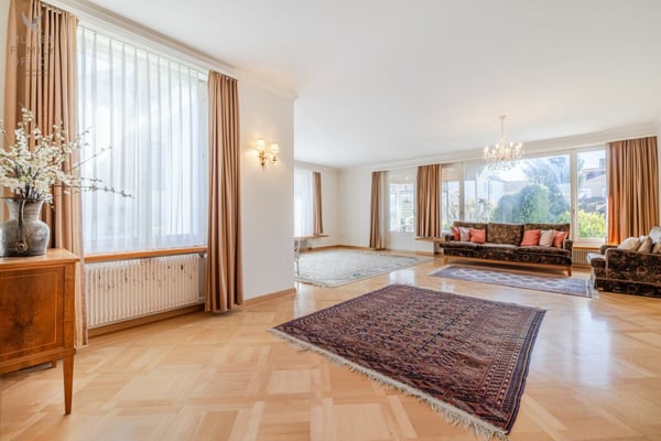 Zeitloser Charme trifft neue Möglichkeiten - Historische Villa im Herzen von Flawil 6