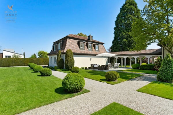 Romantisches Refugium mit französischem Akzent - Exklusive Villa mit Parkgarten 4
