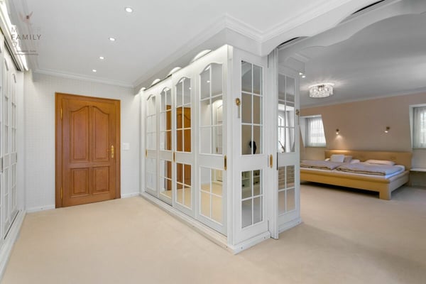 Romantisches Refugium mit französischem Akzent - Exklusive Villa mit Parkgarten 11