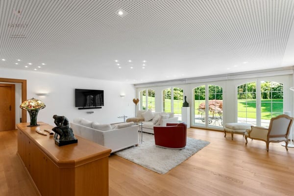 Romantisches Refugium mit französischem Akzent - Exklusive Villa mit Parkgarten 12