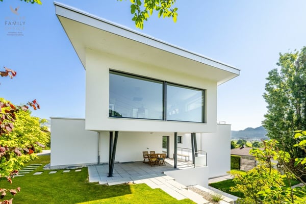 Exklusives 1 1/2 Zimmer-Einfamilienhaus mit hochwertiger Ausstattung 5