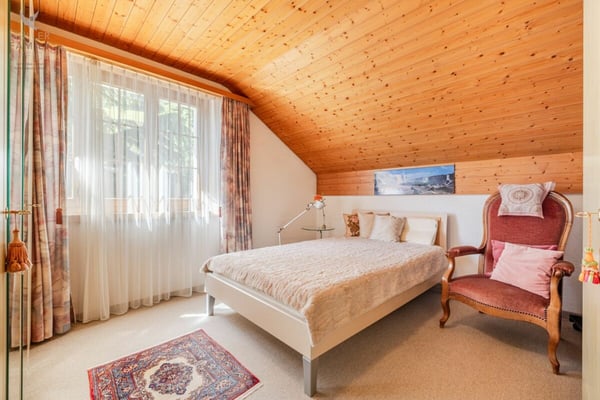 Familienfreundliches  Einfamilienhaus mit  schöner Seesicht 11