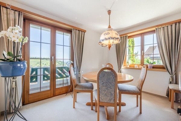 Familienfreundliches  Einfamilienhaus mit  schöner Seesicht 10