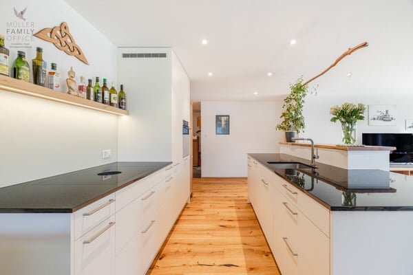 Stilvolle 1 1/2 Zimmer-Gartenwohnung (Erstwohnung) mit Einfamilienhaus-Charakter 3