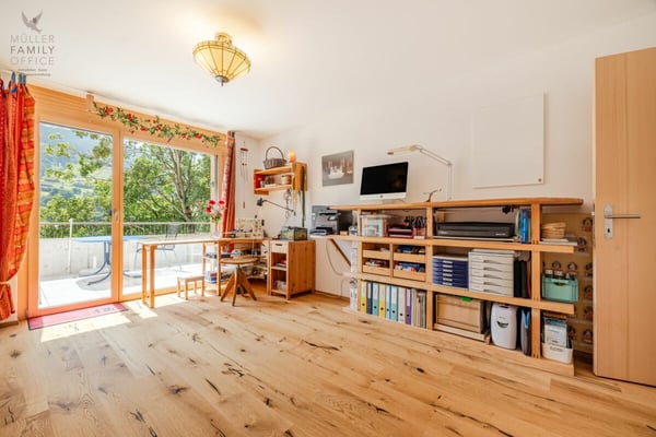 Stilvolle 1 1/2 Zimmer-Gartenwohnung (Erstwohnung) mit Einfamilienhaus-Charakter 6