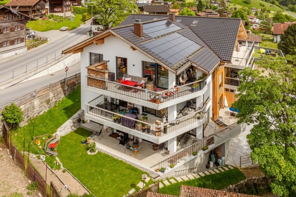 Stilvolle 1 1/2 Zimmer-Gartenwohnung (Erstwohnung) mit Einfamilienhaus-Charakter 10