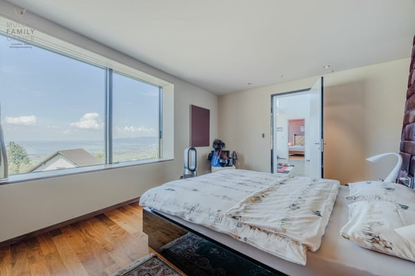 Traumhafte Luxus-Designer-Villa mit fantastischer Seesicht und Einliegerwohnung 11