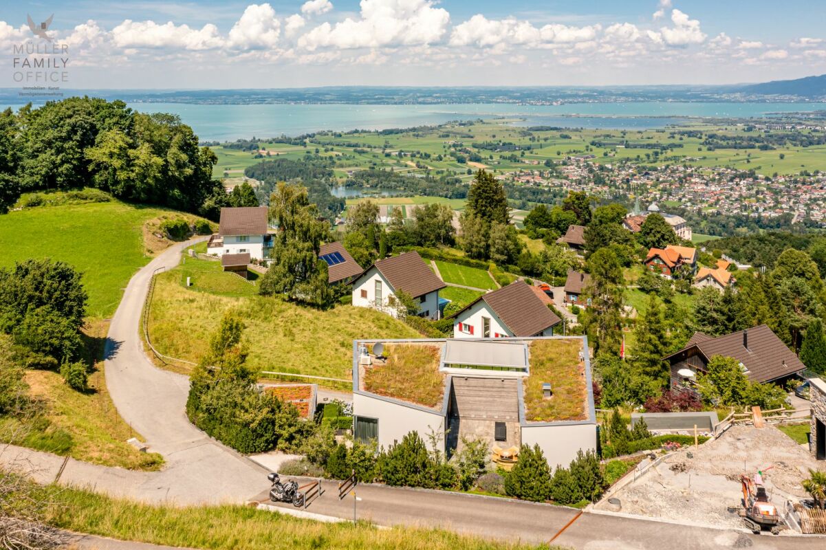 Traumhafte Luxus-Designer-Villa mit fantastischer Seesicht und Einliegerwohnung