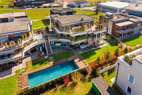 Exklusive 5 1/2 Zimmer-Maisonette-Attikawohnung mit Alpsteinblick und Aussenpool im Miteigentum 2