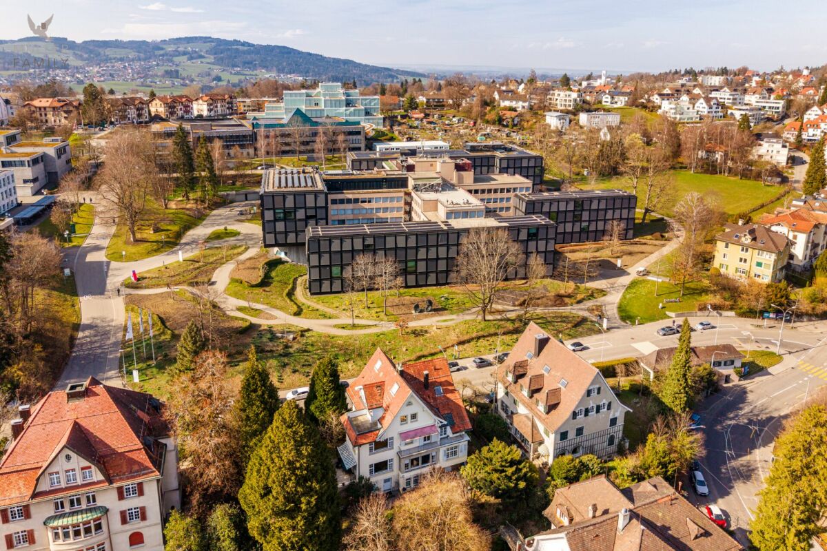 Repräsentative Jugendstilvilla (mit 4 Wohnungen) an privilegierter Lage am Rosenberg