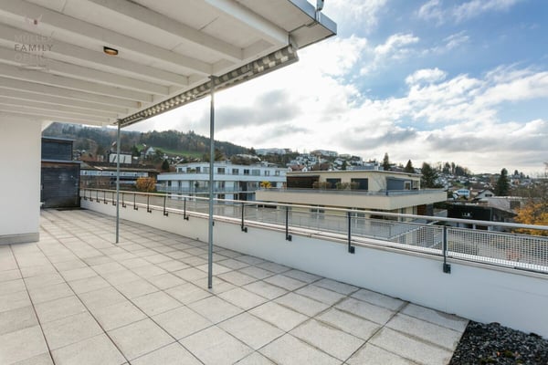 Ruhige Eleganz mit Aussicht - 5 1/2 Zimmer-Attika-Wohnung mit Blick auf den Bodensee 6