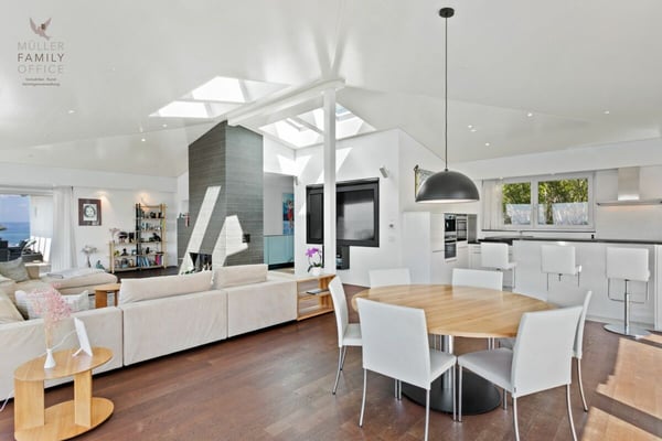 Ein Zuhause mit Horizont - Stilvolle 5 1/2 Zimmer-Attika-Maisonette über dem Bodensee 10