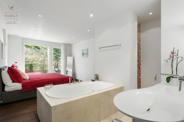 Ein Zuhause mit Horizont - Stilvolle 5 1/2 Zimmer-Attika-Maisonette über dem Bodensee 13