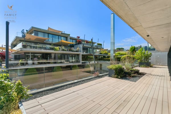 Lichtdurchflutete 5 1/2 Zimmer-Terrassen-Wohnung in sehr gepflegter und ruhiger Wohnanlage 5