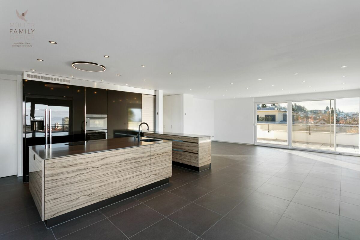 Ruhige Eleganz mit Aussicht - 5 1/2 Zimmer-Attika-Wohnung mit Blick auf den Bodensee