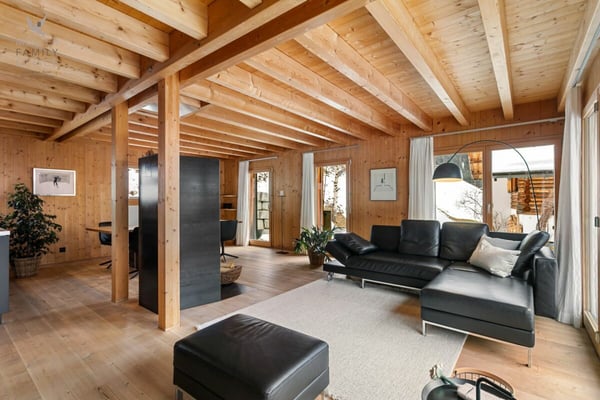 Stilvolles Holzhaus mit alpinem Charme und nachhaltigem Wohn- und Energiekonzept 6