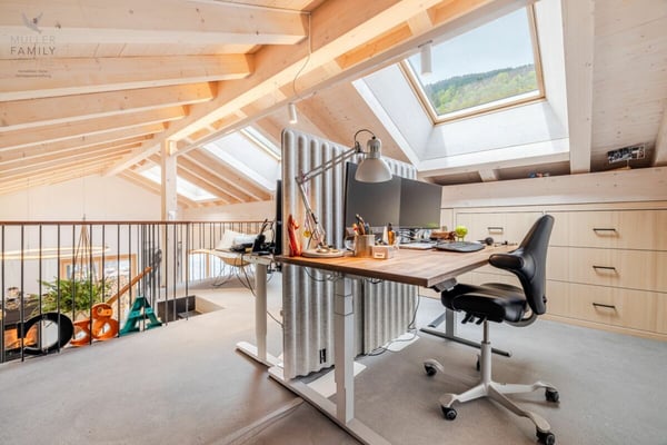 Exklusive 3 1/2 Zimmer-Dachwohnung (Erstwohnung) mit Wohnkomfort auf höchstem Niveau und atemberaubender Aussicht 12