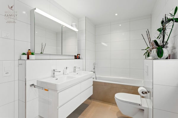 Wohnen wie im Einfamilienhaus - Exklusive 4 1/2 Zimmer-Gartenwohnung mit schöner Seesicht, viel Privatsphäre und hochwertigem Ausbau 13