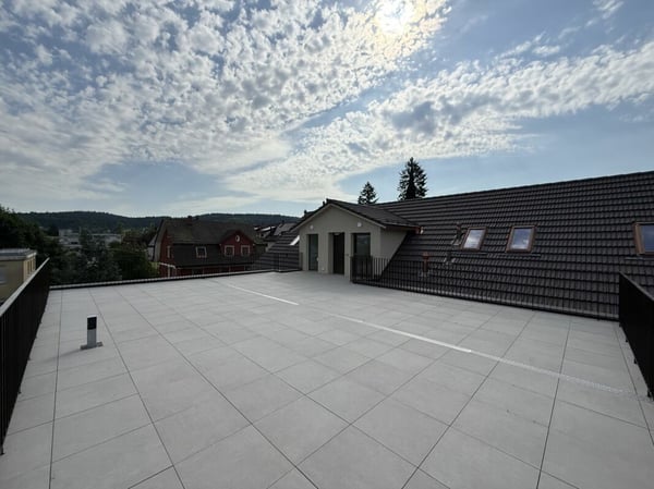 DAS KÖNNTE IHRE TERRASSE SEIN 8