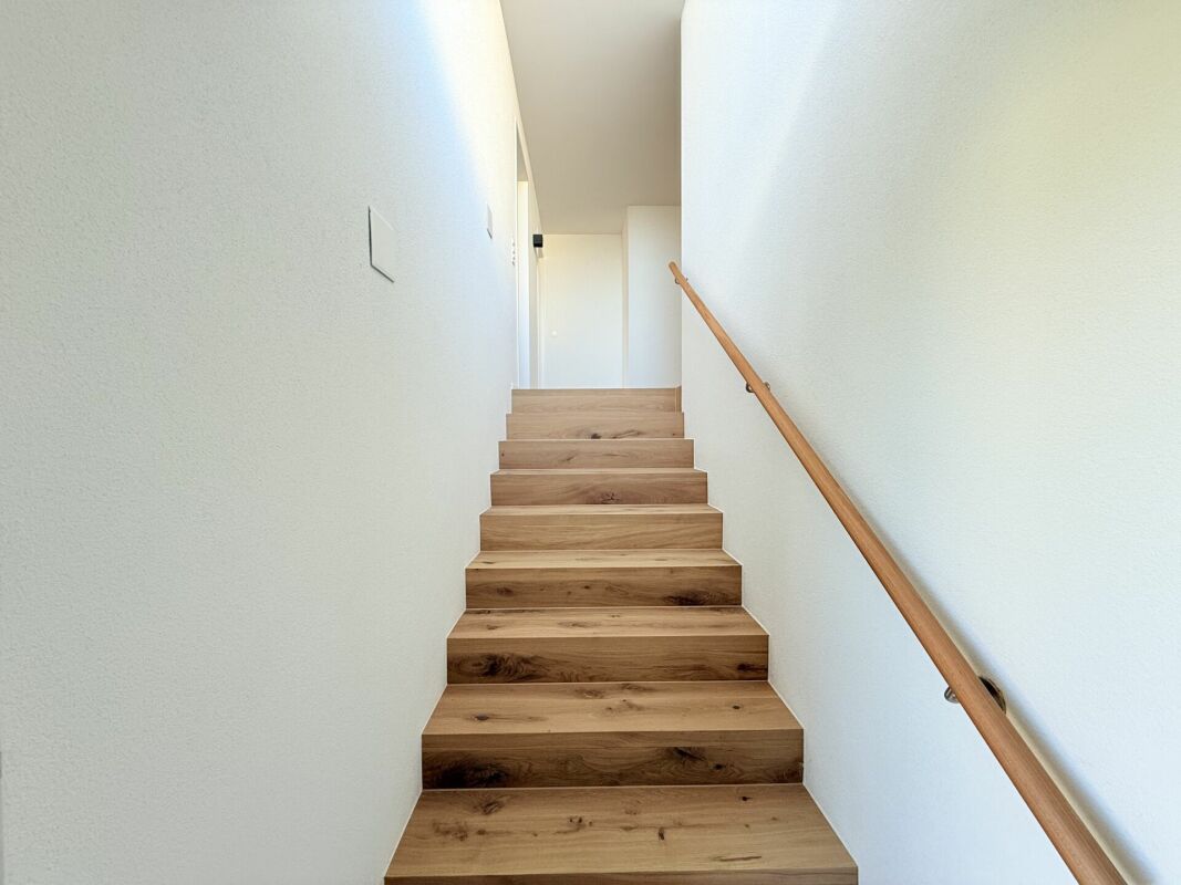 TRAUMHAFTE DACHWOHNUNG MIT GROSSER TERRASSE