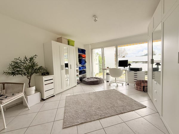 GROSSZÜGIGE WOHNUNG MIT GARTEN 5